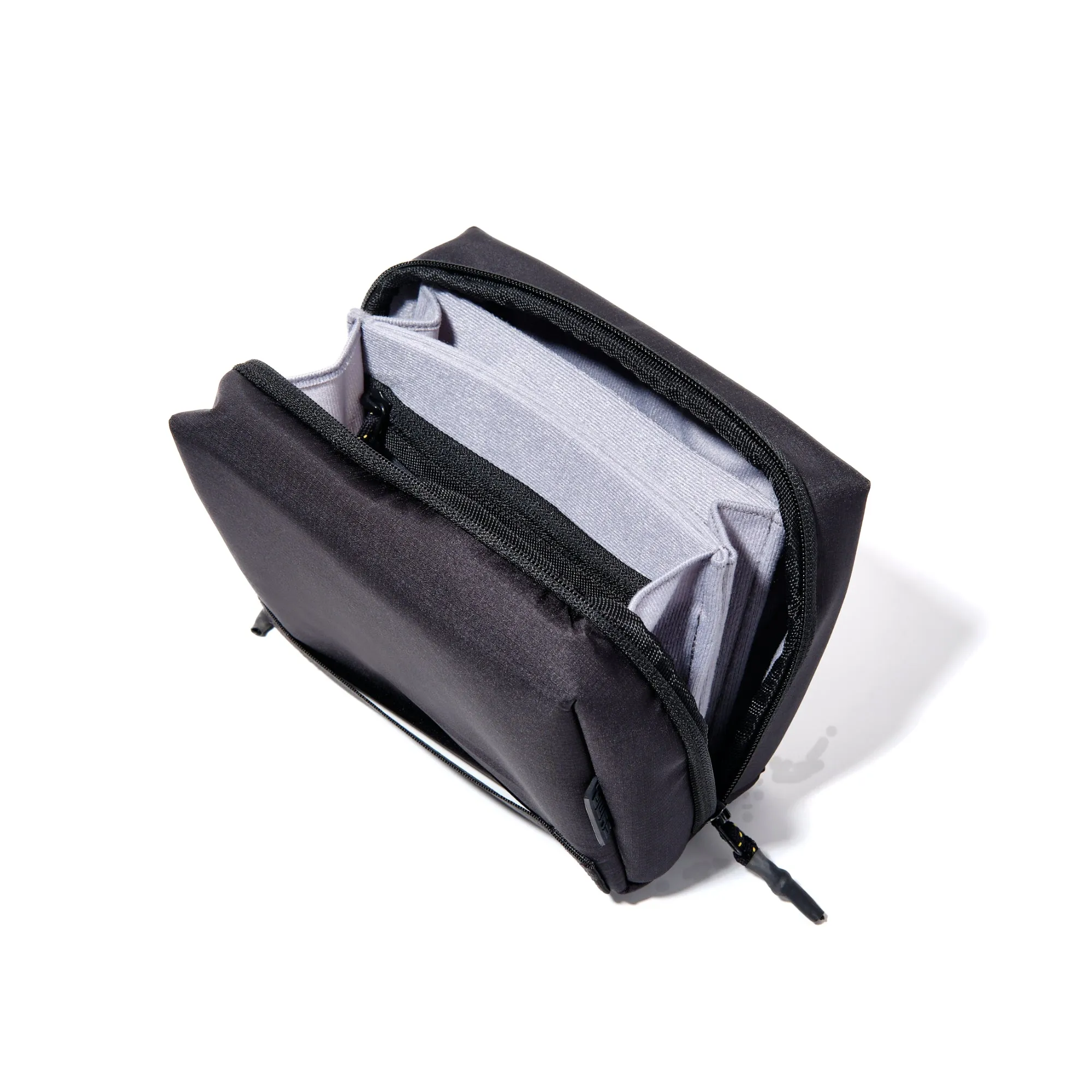 Ark Cable Management Black